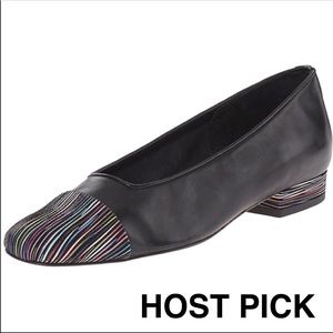 Black Vaneli ballet flats